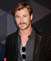 When he first made his debut in star trek, the 6'3'' actor was toned, yet sleek. Chris Hemsworth New Hairstyle Mustache Facial Hair