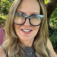 Randi Solomon's Instagram, Twitter & Facebook