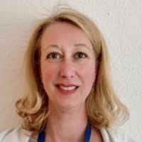 30+ perfiles de «Ariane Stein»