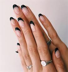 32 super easy nail art designs and ideas for 2020. 15 Tendances De Manucure Pour Cet Hiver 2019 2020 Planity Le Mag Jolis Ongles Idees Vernis A Ongles Vernis A Ongles
