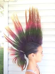 If you have a little girl at home, you want her to have cute 'little girl hairstyles,' but many of the cute hairstyles you find online are either too complicated to figure out, or it would take way too long. Crazy Hair Mohawk Crazy Hair Day Girls Wacky Hair Crazy Hair Days