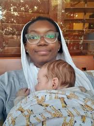 Peace and Love! My name is Sister Amani Saleem, and I am in Clearwater! I  am a Full Spectrum Doula with the knowledge of the tech from Dianetics as  an Auditor, the