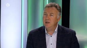 Burgemeester van maaseik johan tollenaere vindt het onterecht dat inwoners van maaseik hun familie niet mogen bezoeken in nederland en eist betere communicatie over de wetgeving. Burgemeester Johan Tollenaere Ik Vraag De Mensen In Het Maasland Om Hun Contacten Te Beperken Tv Limburg