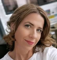 Blue eyeshadow palette recommendations for blue-eyed beauties