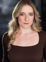 Danielle Oswald (@daniellereneeoz) • Instagram photos and videos