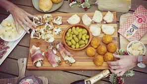 The italians are world renowned for their great cuisine, particularly for incorporating their great cheeses into their dishes. Italian Cheese Plate How To Make The Perfect Cheese Plattervincenzo S Plate