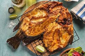 Receta del Pescado Zarandeado 😍🤠Ⓜ️🌴 #Mazatlán ♥️ Ingredientes - 2 kilos  de pescado, en una sola pieza - 1/4 tazas de jugo de limón - sal gruesa -  pimienta negra - salsa