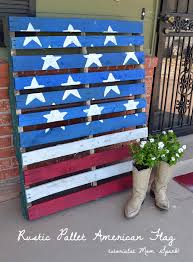 Rustic pallet wood american flag tutorial. Diy Rustic Pallet American Flag Mom Spark Mom Blogger