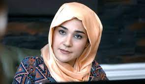 Rezumatul serial lacrimi la marea neagra ultimul episod lacrimi la marea neagra online subtitrat in romana ep 50 Pulbere De Stele Spune Mi Tu Mare Neagra