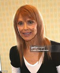 282 Louise Barnes Stock Photos, High-Res Pictures, and Images