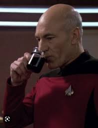 Janeway drinks coffee. Picard drinks tea. Janeway is a much better captain.  Change my mind.