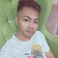 10+ "John Gille" profiles