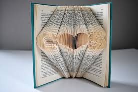 Wedding Gift, Gift for Book Lovers, Folded Book Art With Personalized  Initials, Gift for Reader
