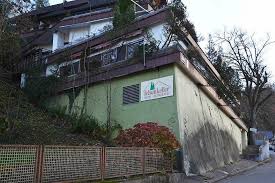Das haus felsenkeller ist ein soziokulturelles zentrum mit mehreren inhaltsbereichen. Fluchtlingsunterkunft Felsenkeller Waldkirch Badische Zeitung Ticket