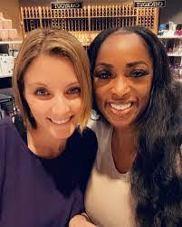 Jacquelyn Davidson's Instagram, Twitter & Facebook