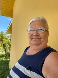 This group is honestly so toxic. On every single post, a majority of the  comments are just horrible, rude things about the cast member's weight and  how they dress. And without fail,