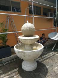 Air Mancur Bola Kolam Air Mancur Kemewahan Hijau