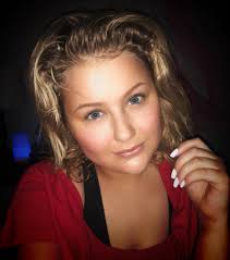 everyone ok, please do me a favor and invite anyone with a face to my  group. I need at least 100 followers to stream Live. I wanna try it out for  yall.