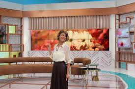 Image result for natalia rodrigues cabelo curto. Tvi Junta Leonor Poeiras E Luis Borges Em Busca Do Melhor Cabelo A Caixa Que Ja Foi Magica