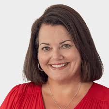 The Best Real Estate Agents Near You Are At Bee Realty Corp