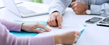 Benefit from our diverse know how to find customized solutions with the following financial services: Finanzieren Und Versichern