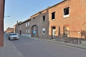 Die wohnung liegt im dachgeschoß, nicht zur straße hin. Haus Zum Verkauf 52538 Hastenrath Gangelt Mapio Net