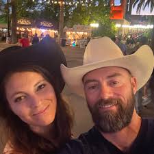 This is a letter from Bruce and Linda Minton, long time track operators of  Oak Creek BMX. Stay tuned! It is with a heavy heart and warm regards that  we announce our