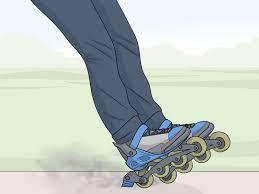 How to powerslide to a stop on inline skates in this technique, you start by gliding forward and then at some point turning your body and feet about 180 degrees. 4 Ways To Stop On Inline Skates Wikihow