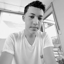 Stream Gabriel Olivas (00692) music