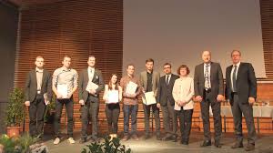 Alle verfügbaren stellenangebote mit jobkralle finden. Abschlussfeier Johann Bierwirth Schule Memmingen 2017 Memmingen