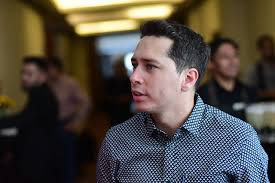 Karol jesús lucero venegas (santiago, 17 de abril de 1987), también conocido por su antiguo nombre artístico karol dance, es un presentador de televisión, locutor de radio y empresario chileno. Karol Dance Se Sincera Por Las Funas En Su Contra Claro Que He Hecho Pendejadas Pero Eso Lo Han Hecho Todos