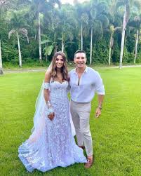 Mais acessadas de isadora pompeo. Confira As Fotos Do Casamento Da Cantora Isadora Pompeo Com Thiago Maia Gospel Minas
