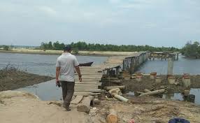 Ticket masuk pelabuhan ratu / ticket masuk pelabuh. Geliat Wisata Aceh Timur Wisata Pantai Kuala Parek
