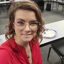 Amanda Allsup's Instagram, Twitter & Facebook