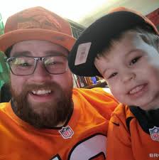 Who is a better fantasy football quarterback, Caleb Williams or Mahomes?