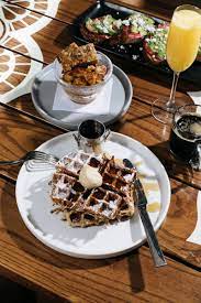 Also, when you have only a little space. Brunch Is Back At Ellis Island S Front Yard In Las Vegas Las Vegas Magazine