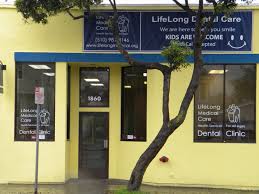 How many total health dentists are in east bay? Lifelong Dental Care Free Dental Care