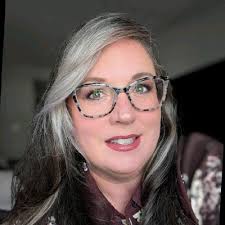 One week ago, my journey with the company I dedicated 10 years to in the  sales & marketing department came to a close. Despite the changes and  restructuring that led to the