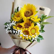 Send flowers to singapore destinations in every month and season, there is certainly a time to celebrate in singapore! Glowing Brightness Get Well Soon Secretary Week Singapore