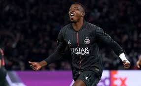 No solo el FC Barcelona: los otros equipos interesados en William Pacho