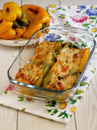 Peperoni Ripieni Vegetariani Con Provola Filante Cotti Al Forno