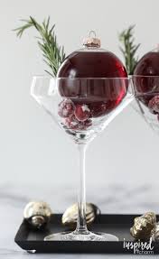 10 Cocktails Pour Celebrer Noel Christmas Drinks Christmas Entertaining Christmas Cocktails Patrick vous apprend à réaliser un cocktail de noël très. pinterest