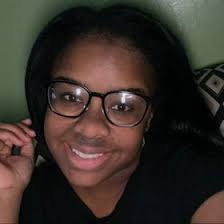 Nakeisha Moore (365dayswithkeish)