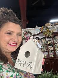 Carla Wilder's Instagram, Twitter & Facebook