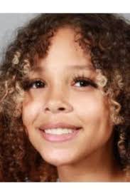 Kyra Jean's Instagram, Twitter & Facebook