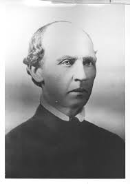 Maurice Oakley's Instagram, Twitter & Facebook