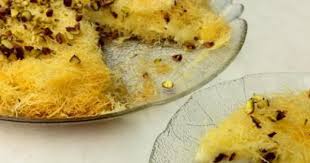 Kunefe Knafeh Orientalische Engelshaarpastete Mit Kase Und Sirup Rezept Rezepte Orientalische Rezepte Rezeptideen