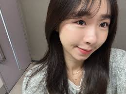 請問有人用過Kinyo的蒸汽掛燙機嗎？ 外型小巧可愛，799也合預算，但不知道使用起來怎麼樣？