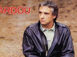 Contrary to what has been written at the beginning of his career, he is not the grandson of the dramatist victorien sardou. Concert Michel Sardou 2021 2022 Toulouse Amiens Bordeaux
