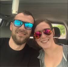 Danielle Carver (@danielle.carver.37) • Facebook